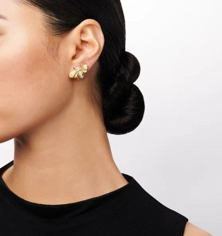 Bee Stud Earrings in 18k Gold with diamonds